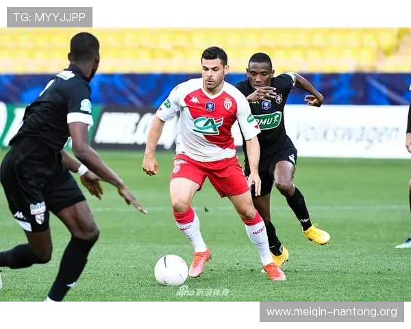 斗球直播免费下载入口，实时足球赛事高清直播无需注册登录